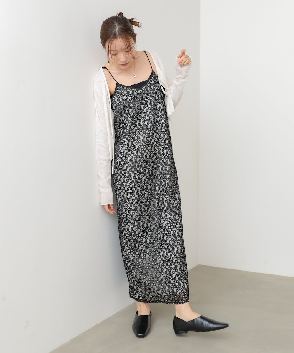 刺繍フラワーキャミワンピース