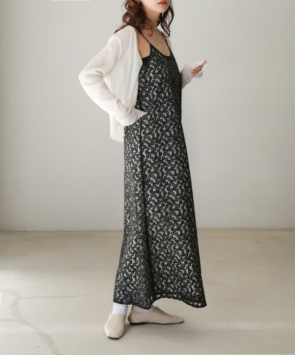 刺繍フラワーキャミワンピース