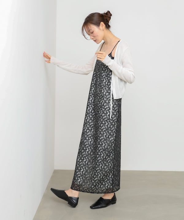 刺繍フラワーキャミワンピース