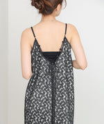 刺繍フラワーキャミワンピース