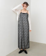 刺繍フラワーキャミワンピース