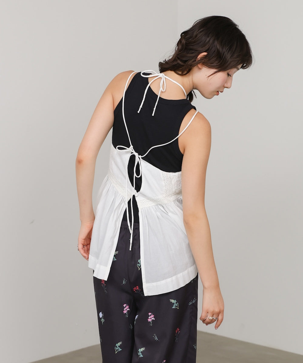 ピンタック刺繍レースキャミトップス