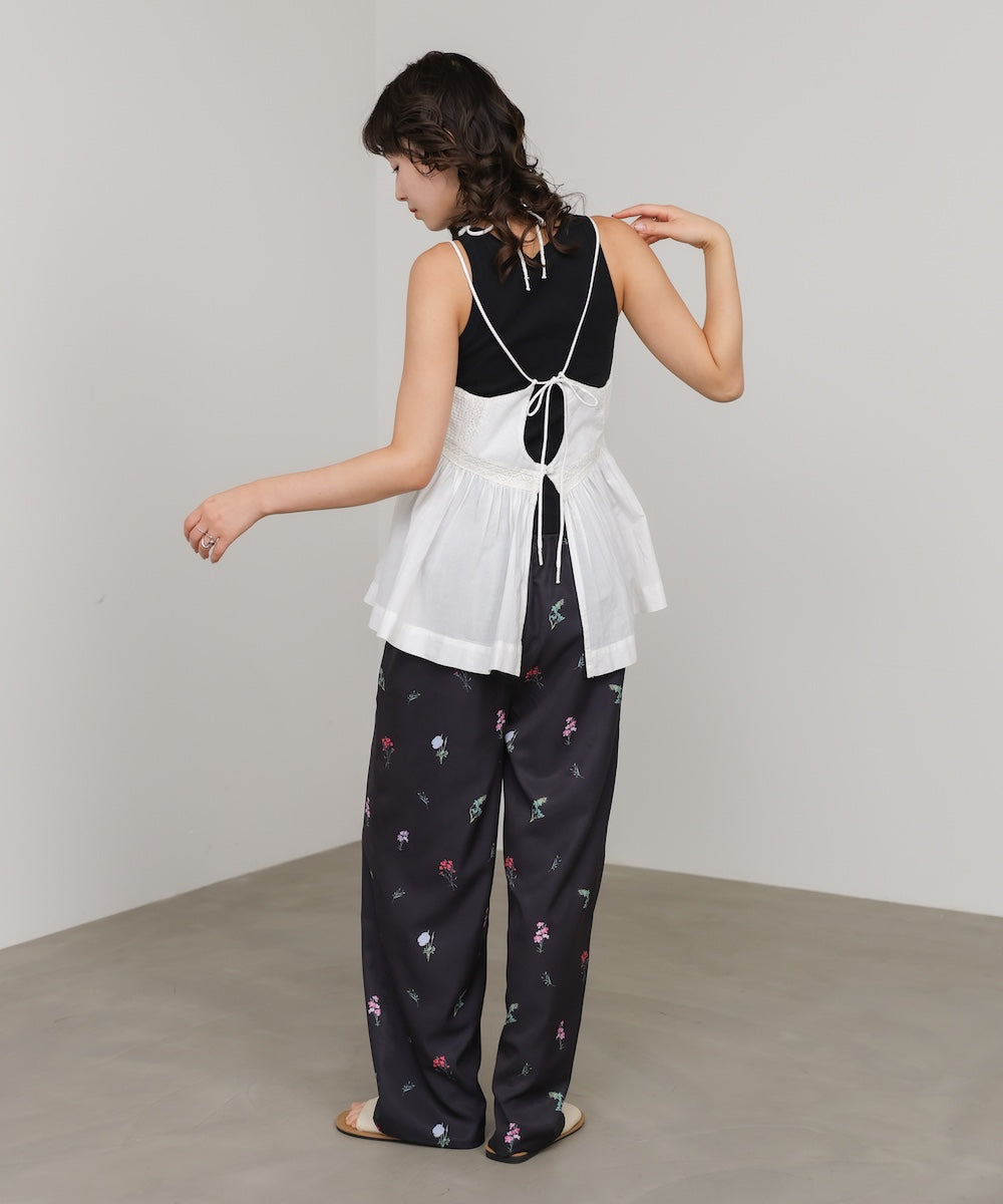 ピンタック刺繍レースキャミトップス