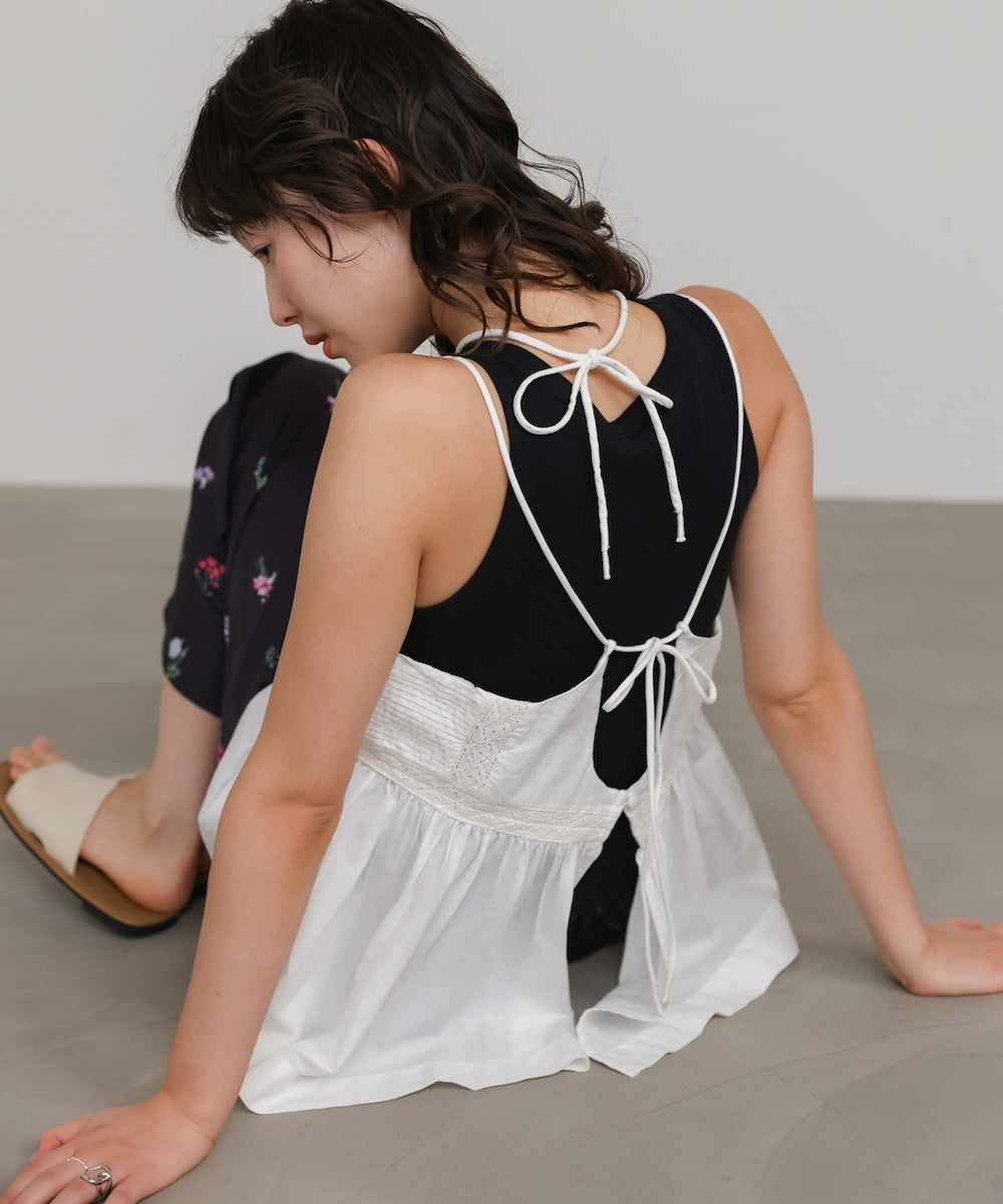 ピンタック刺繍レースキャミトップス