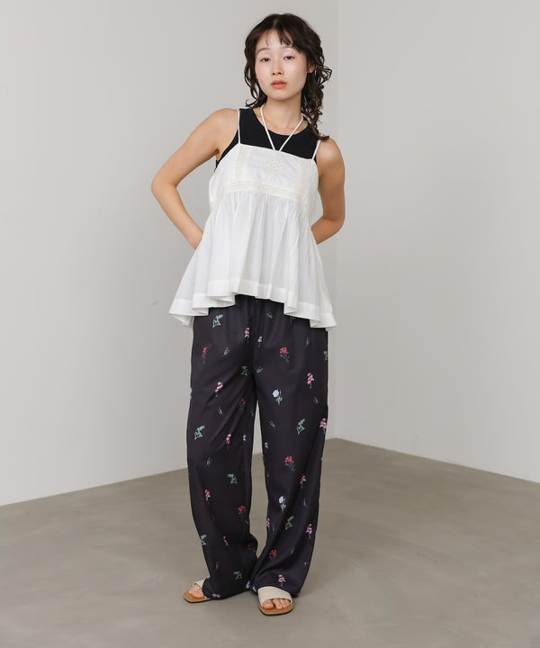 ピンタック刺繍レースキャミトップス