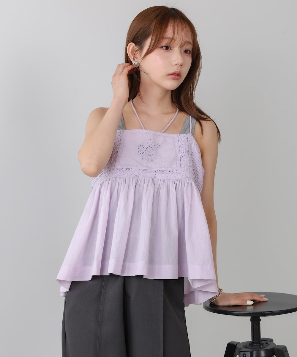 ピンタック刺繍レースキャミトップス