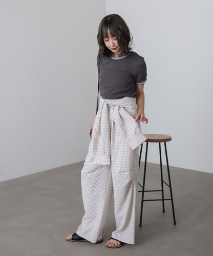 ウエスト巻きサイドタックパンツ
