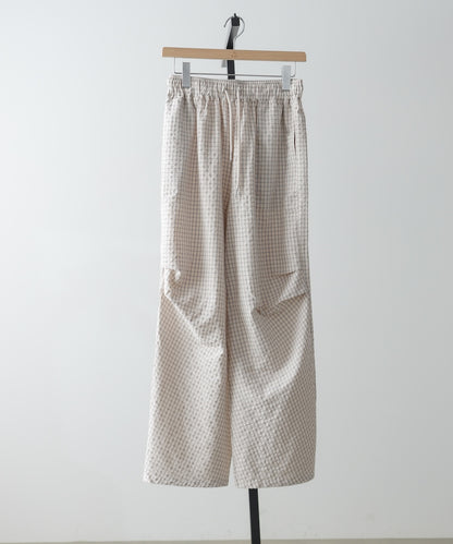 ウエスト巻きサイドタックパンツ