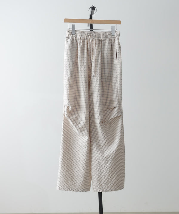 ウエスト巻きサイドタックパンツ