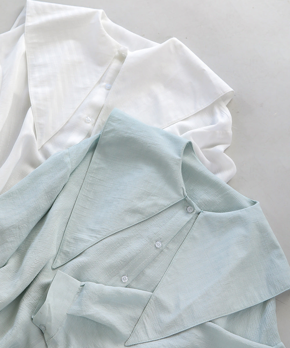 BIG SAILOR COLLAR BLOUSE