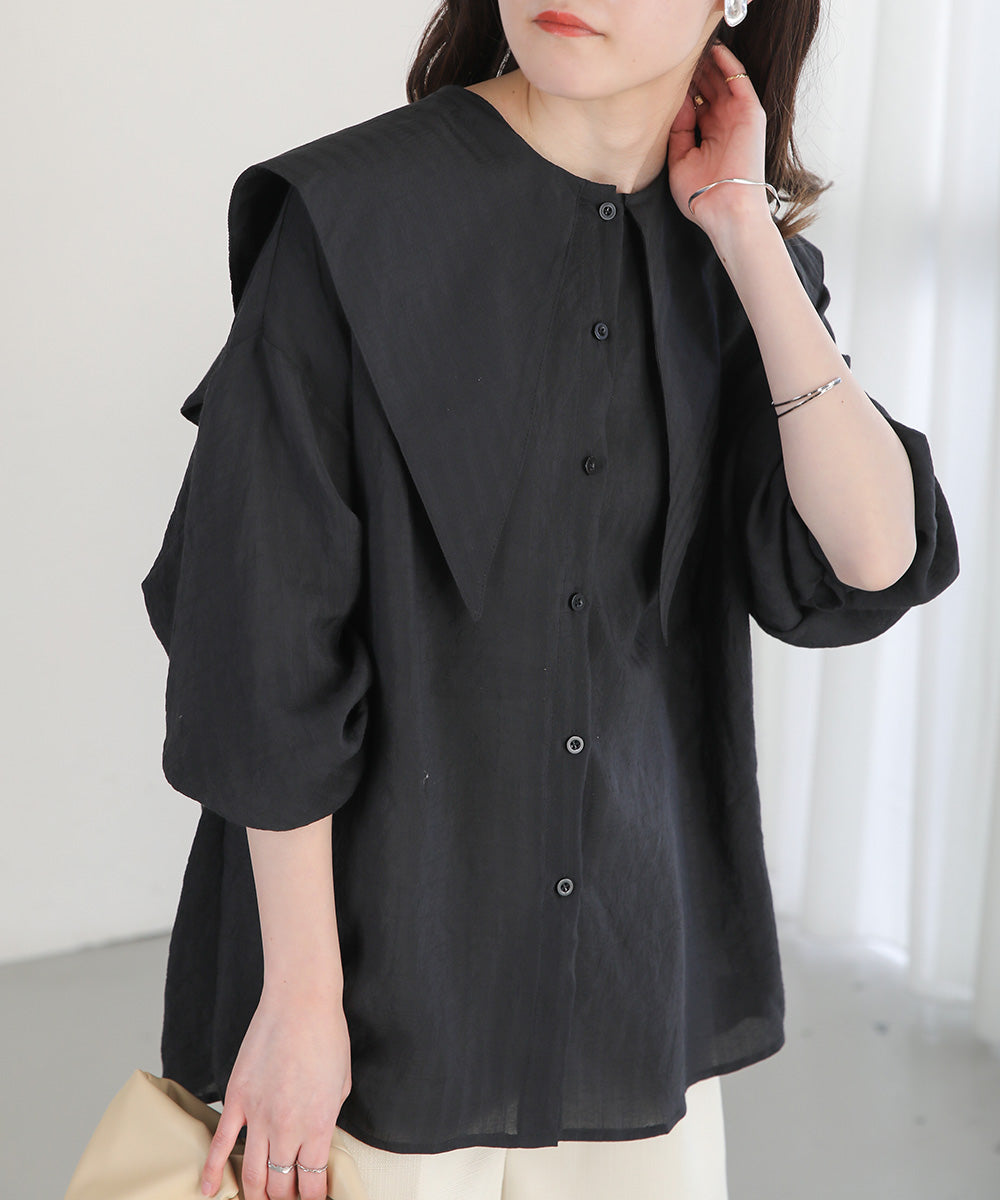 BIG SAILOR COLLAR BLOUSE