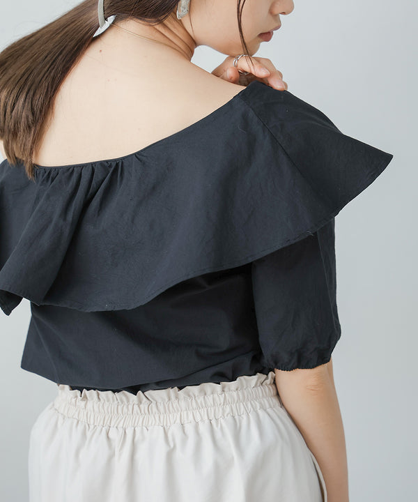 ASYMMETRICAL OFF SHOULDER BLOUSE