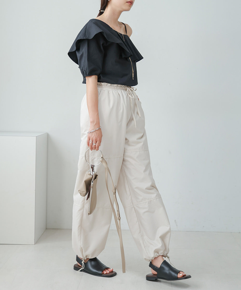 ASYMMETRICAL OFF SHOULDER BLOUSE