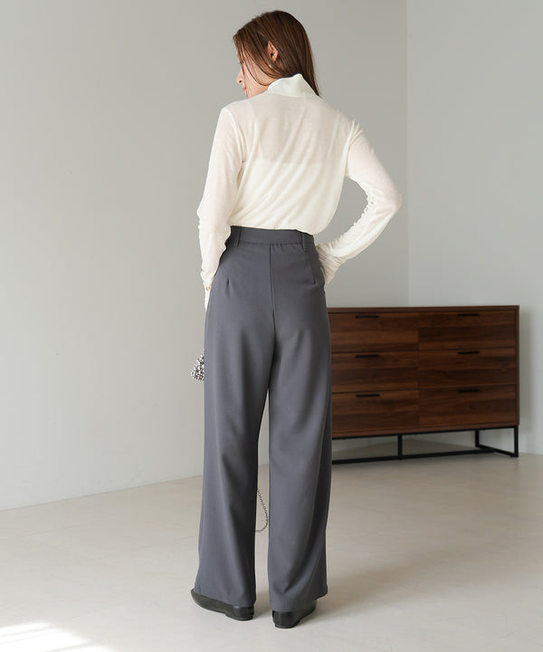 2 TUCK CENTER PRESS STRAIGHT PANTS