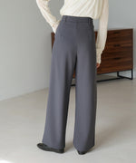 2 TUCK CENTER PRESS STRAIGHT PANTS