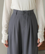 2 TUCK CENTER PRESS STRAIGHT PANTS