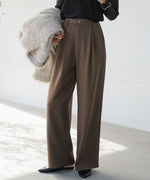 2 TUCK CENTER PRESS STRAIGHT PANTS