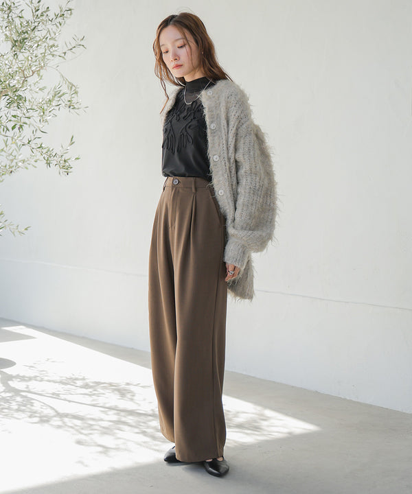 2 TUCK CENTER PRESS STRAIGHT PANTS