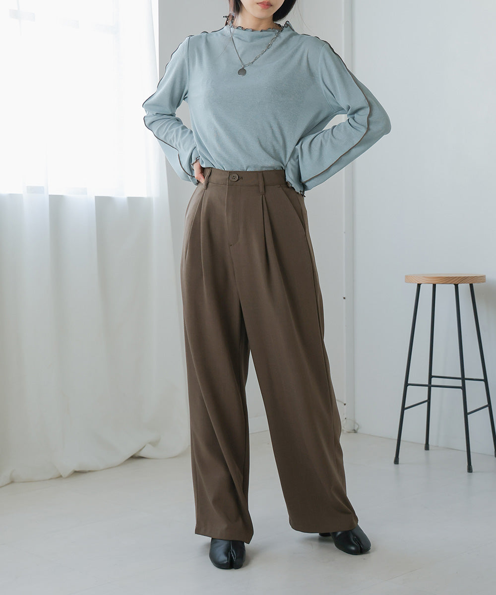 2 TUCK CENTER PRESS STRAIGHT PANTS