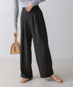 2 TUCK CENTER PRESS STRAIGHT PANTS