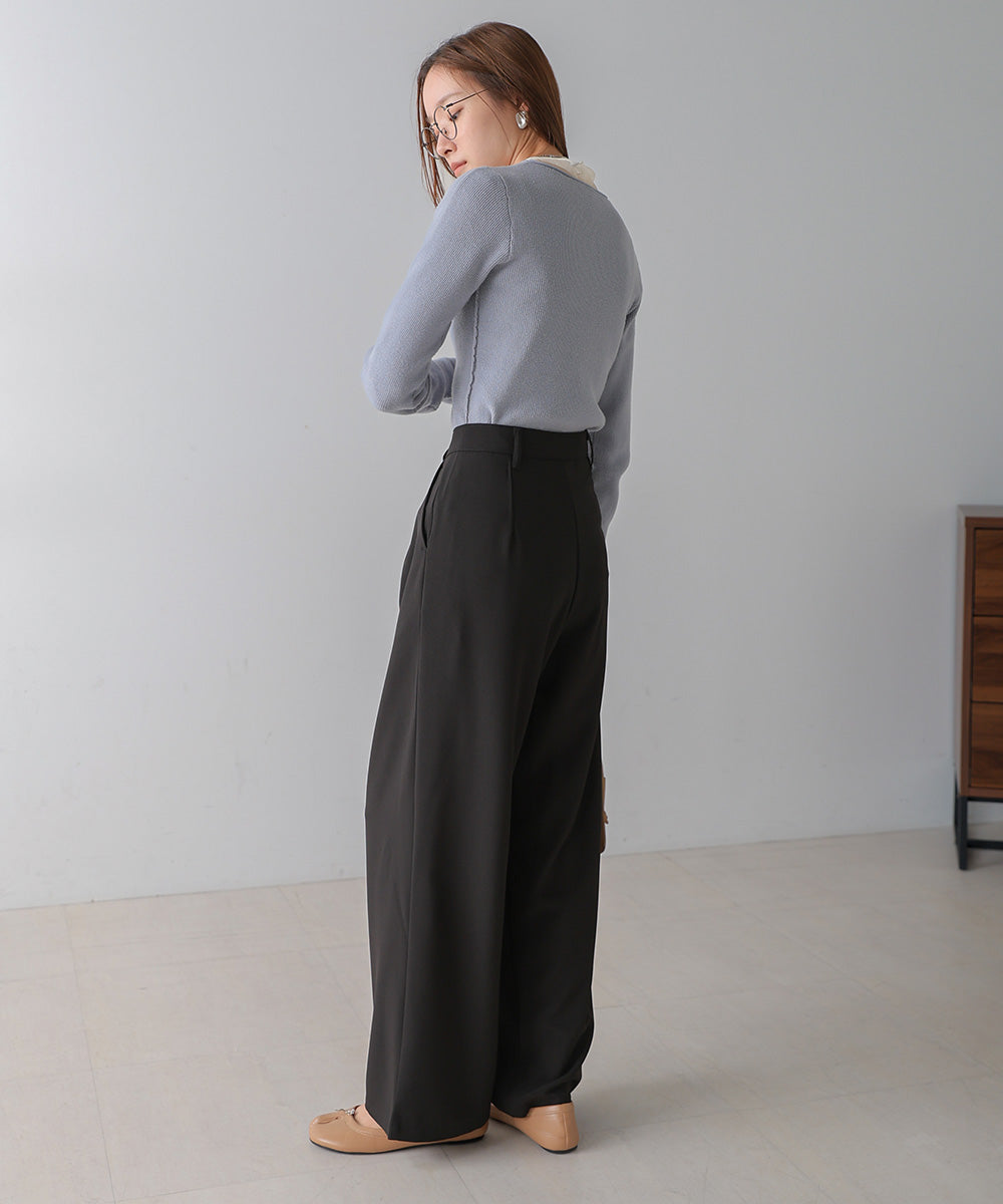 2 TUCK CENTER PRESS STRAIGHT PANTS