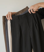 2 TUCK CENTER PRESS STRAIGHT PANTS