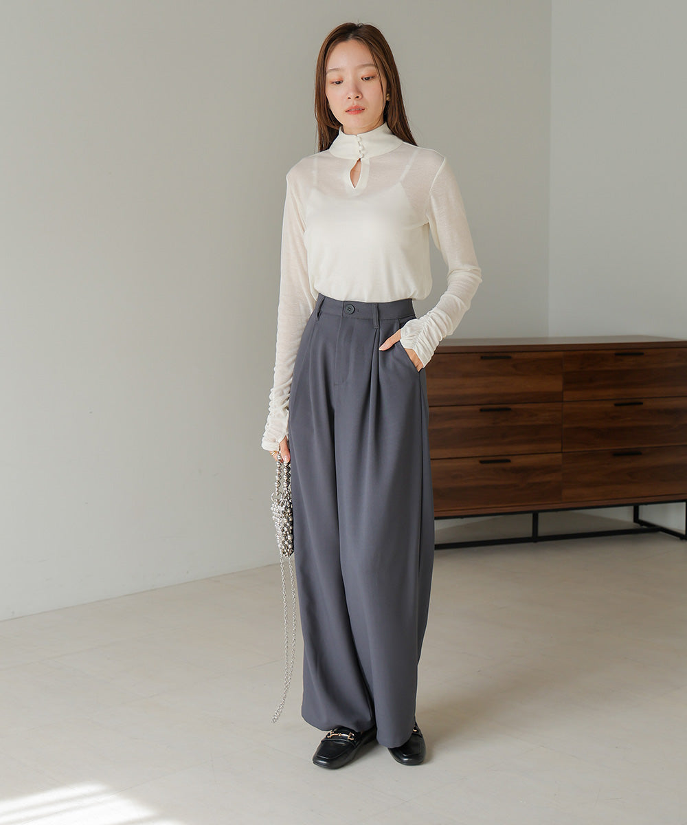 2 TUCK CENTER PRESS STRAIGHT PANTS