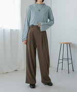 2 TUCK CENTER PRESS STRAIGHT PANTS
