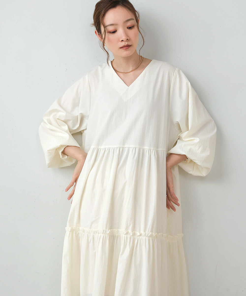V-NECK GATHERED ONEPIECE