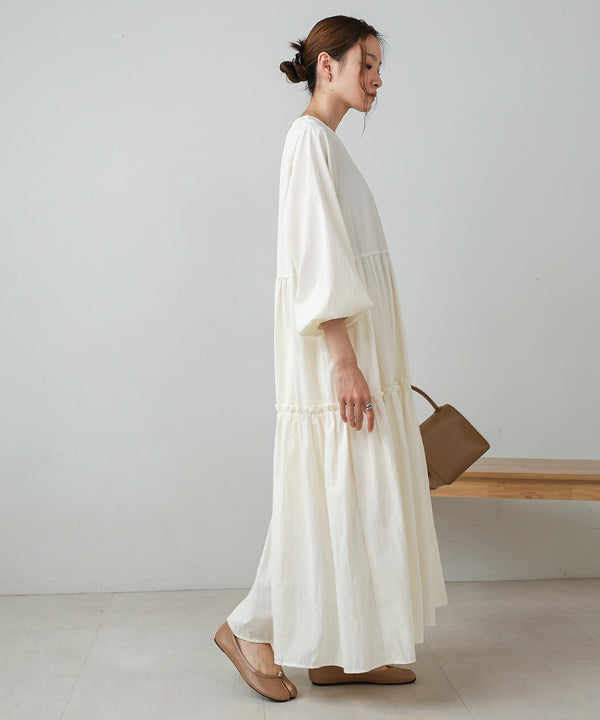 V-NECK GATHERED ONEPIECE