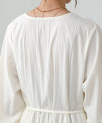 V-NECK GATHERED ONEPIECE