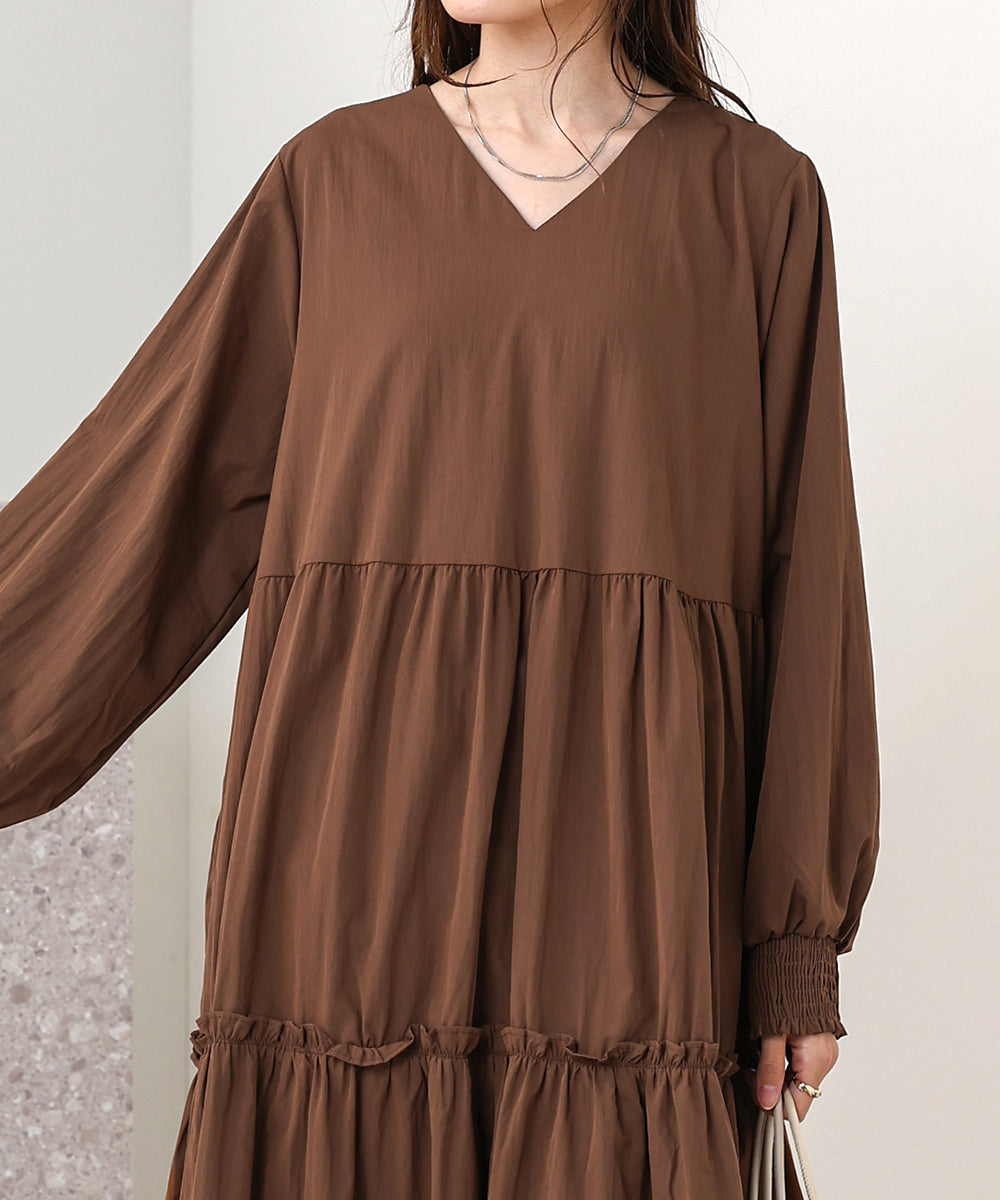 V-NECK GATHERED ONEPIECE
