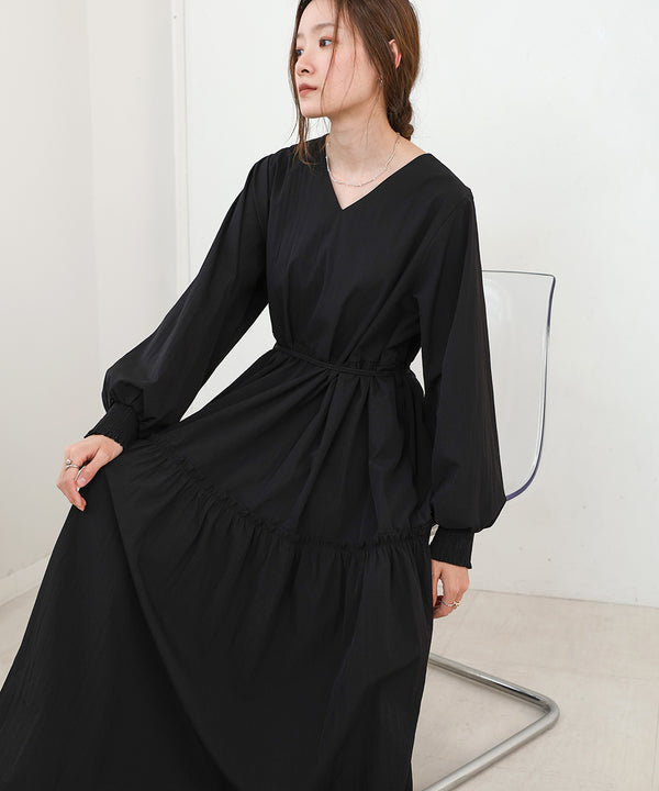 V-NECK GATHERED ONEPIECE