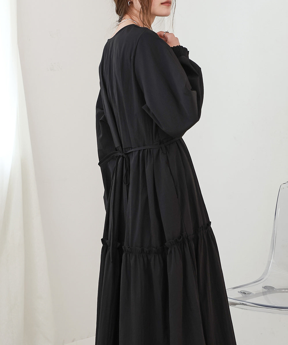 V-NECK GATHERED ONEPIECE