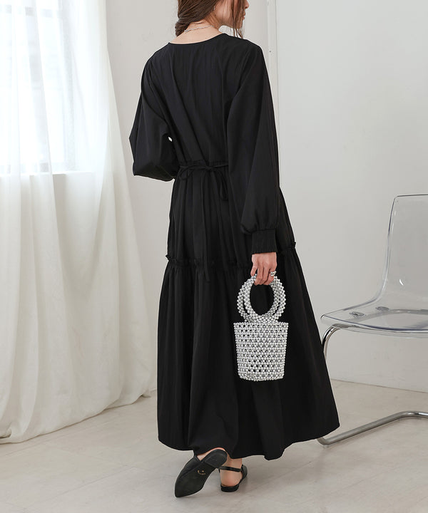 V-NECK GATHERED ONEPIECE