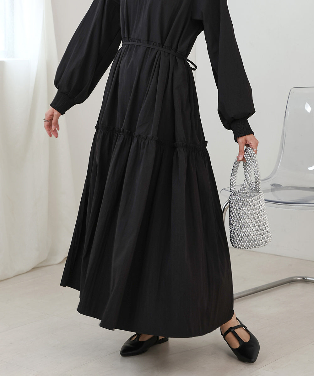V-NECK GATHERED ONEPIECE