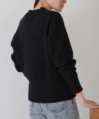 DOT BUTTON CARDIGAN TOPS