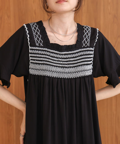 embroidered shirring onepiece