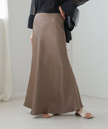 satin narrow skirt