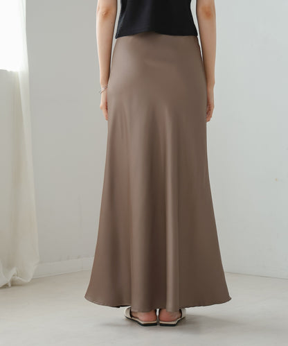 satin narrow skirt