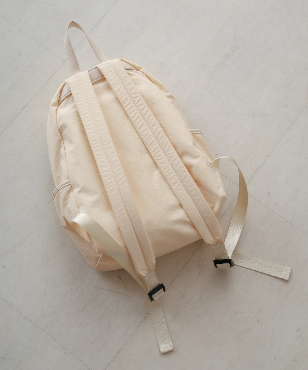 ribbon zip backpack