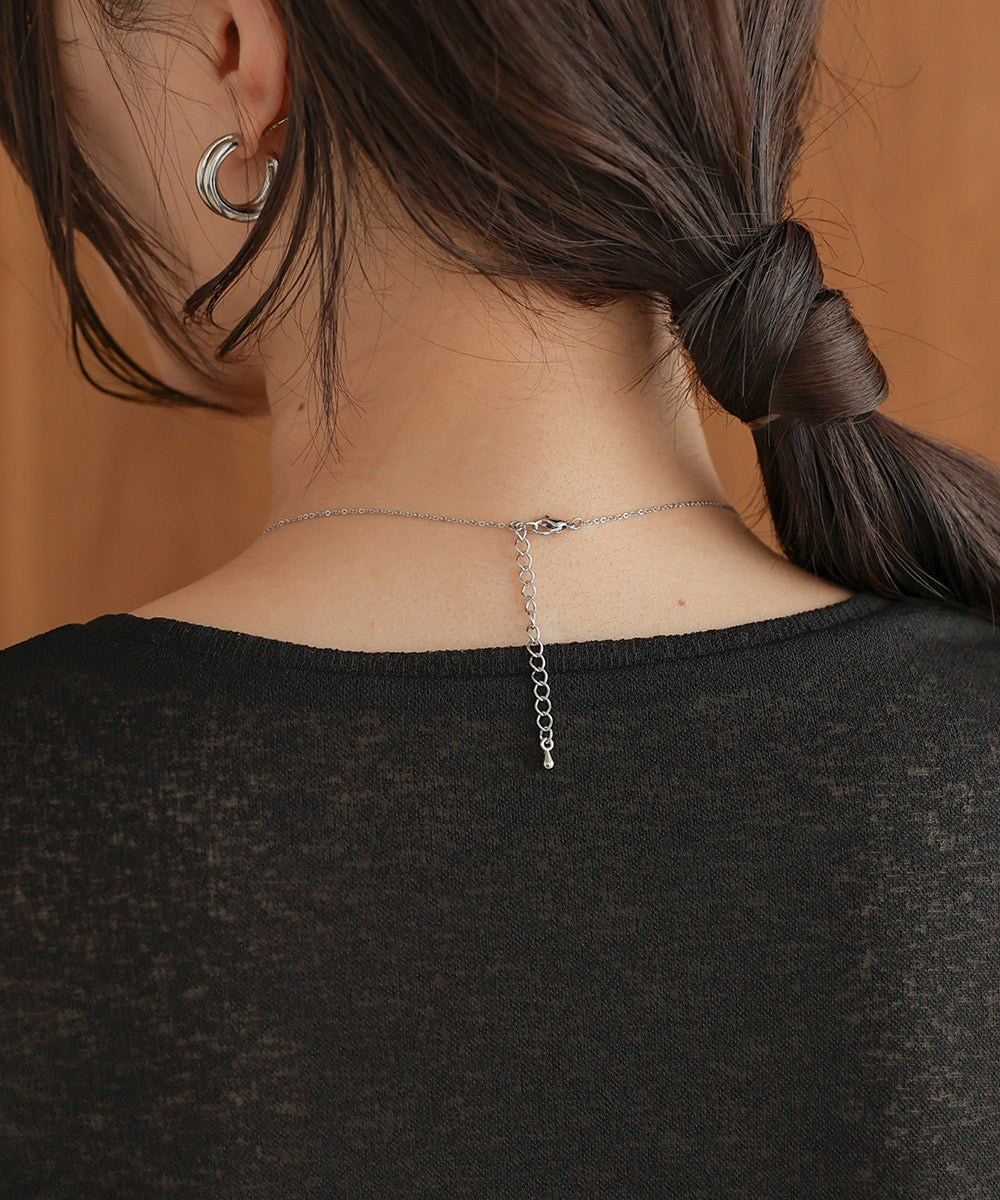 Curve Y line long necklace