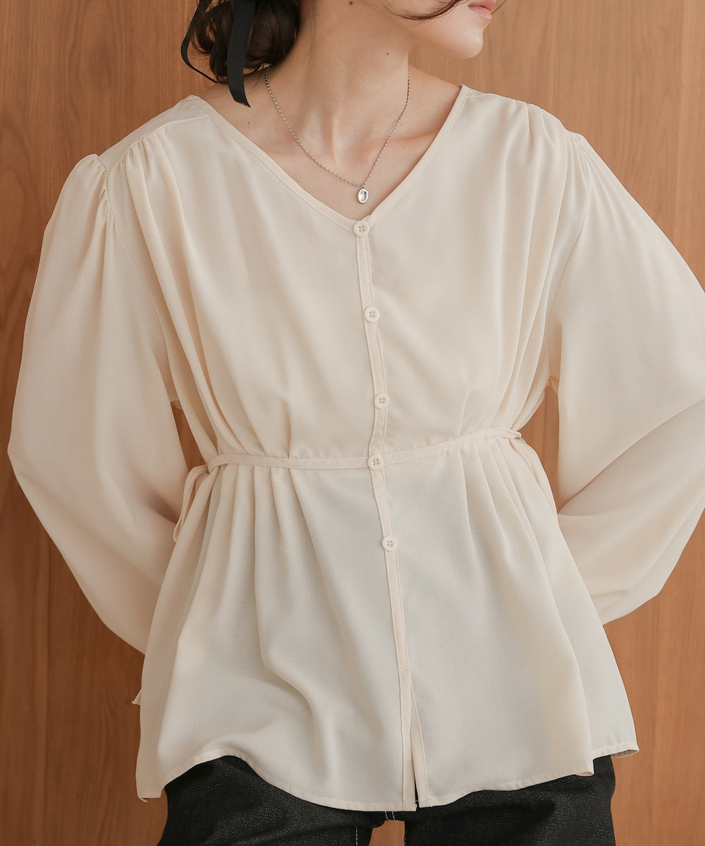 tuck ribbon blouse