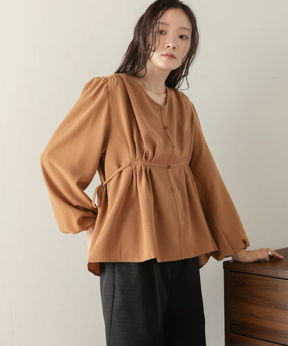 tuck ribbon blouse