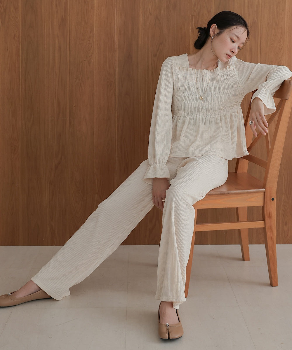 ［TIMESALE］square neck tops + relaxed pants setup