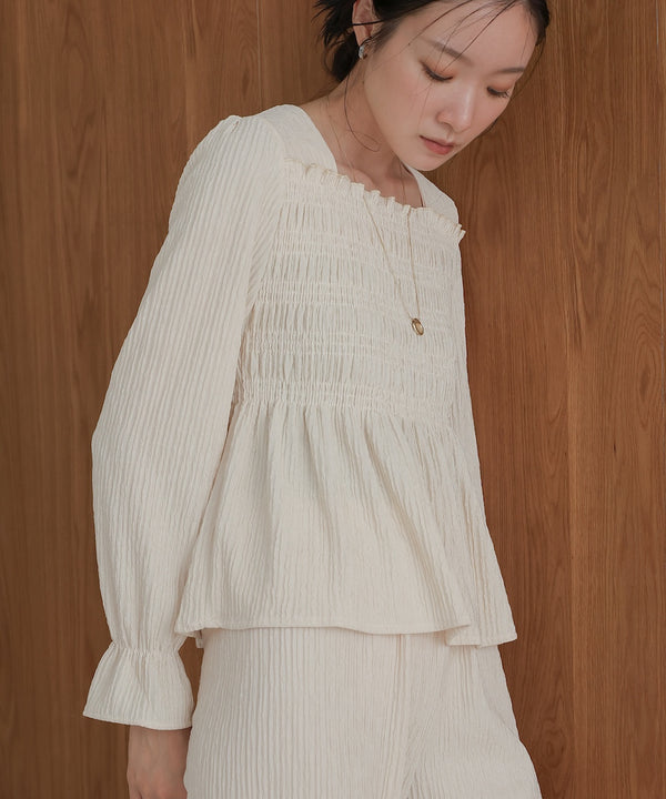 square neck tops + relaxed pants setup