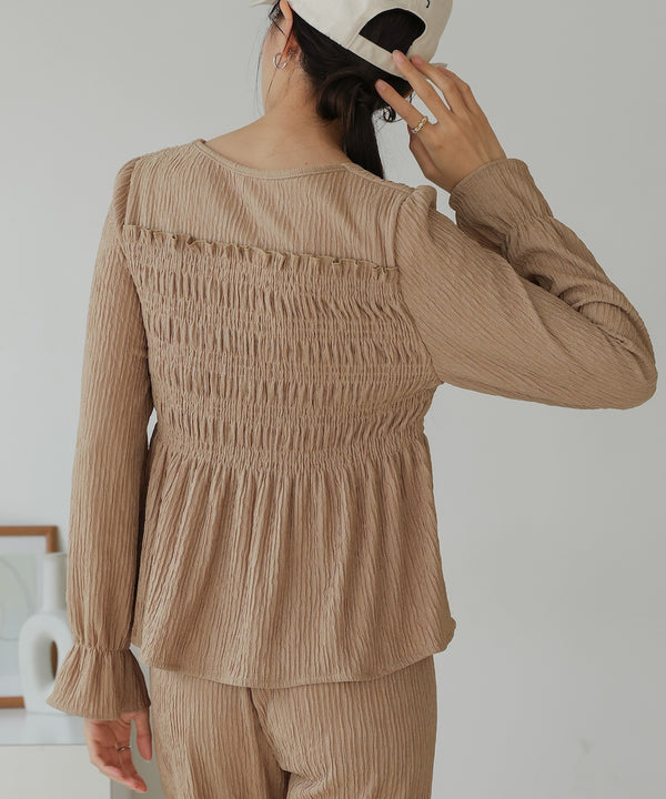 square neck tops + relaxed pants setup