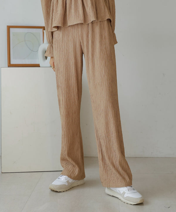 square neck tops + relaxed pants setup