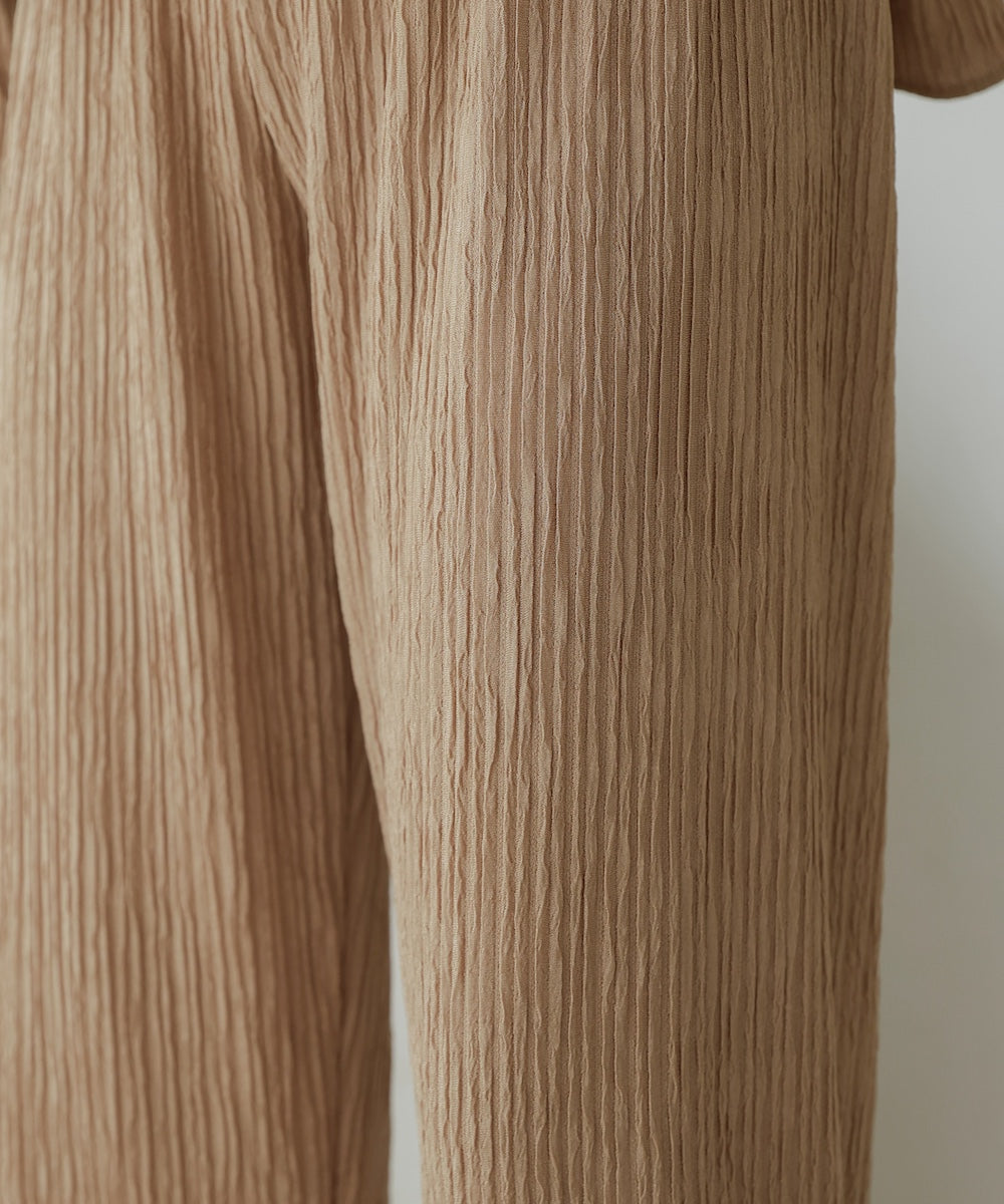 square neck tops + relaxed pants setup