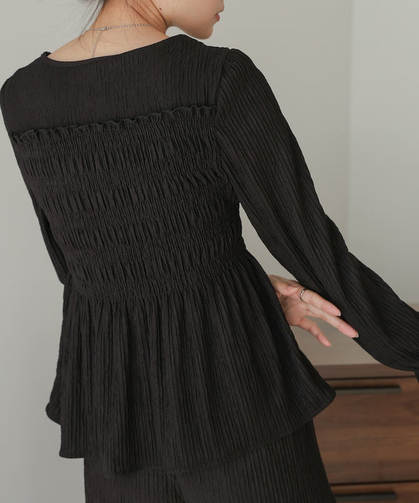square neck tops + relaxed pants setup